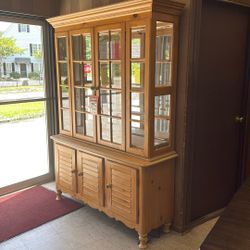 China cabinets brand new closing them all out $300 each