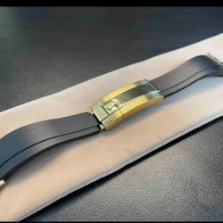 Apple & Samsung  Watch Band  / Oyster Logo 