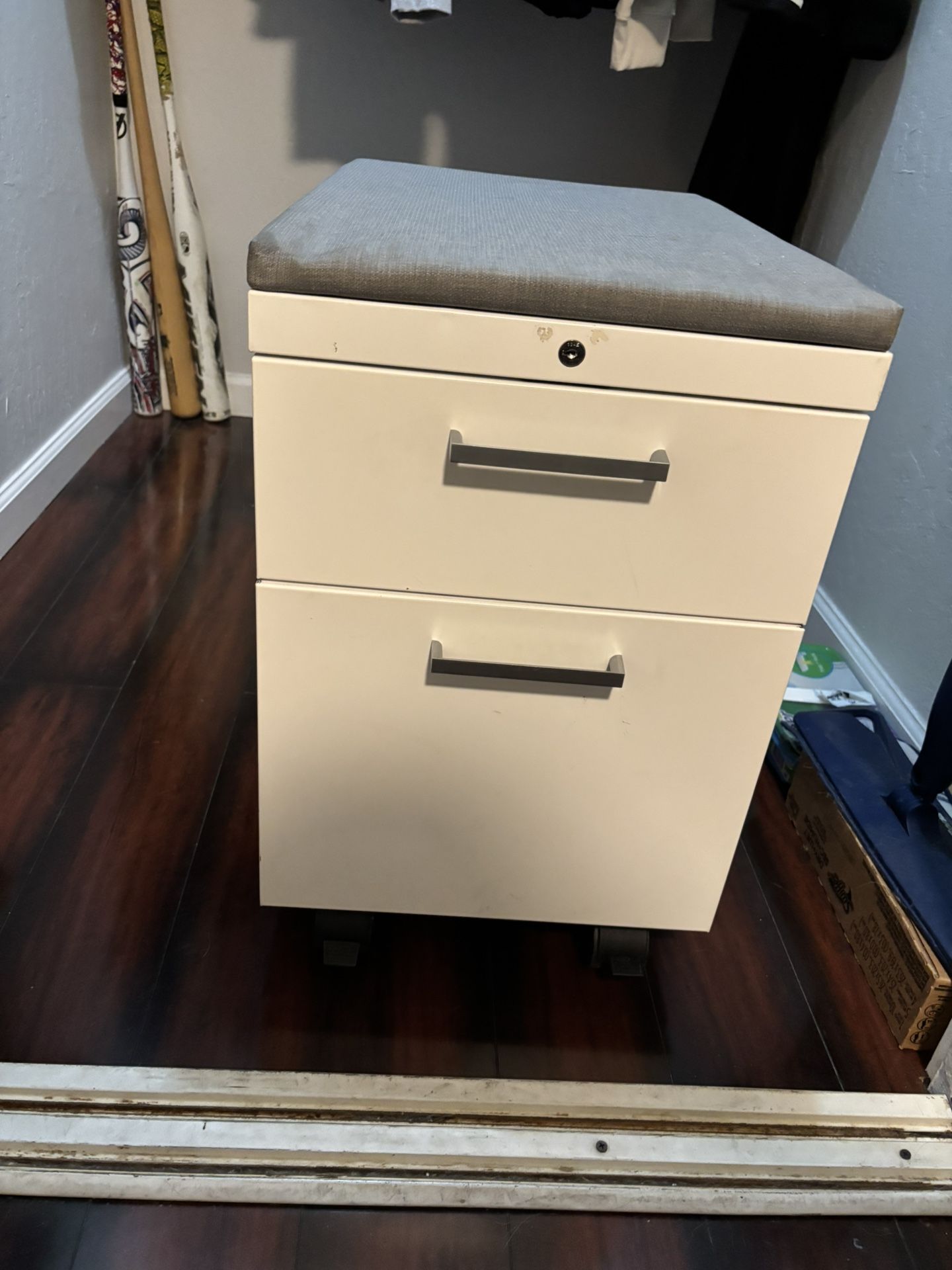 2 Metal Filing Drawer On Wheels