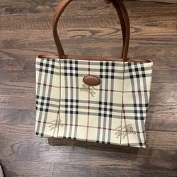  Vintage BURBERRY Haymarket Check Shoulder Bag