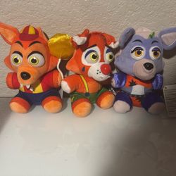 Fnaf Foxy And Roxy Plushies
