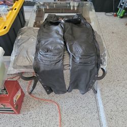 First Gear Leather Outer Riding Pants Wm Sz 10