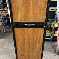 Norcold N821RT RV Fridge Refrigerator Freezer