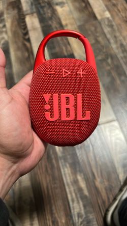 JBL Clip 5