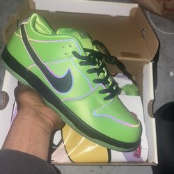 Power puff Dunk (Butter Scotch) size 12