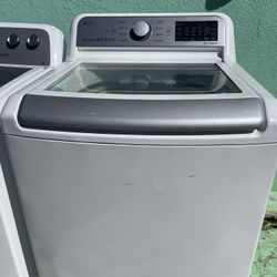 Washer.  Like New!