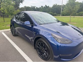 2023 Tesla Model Y Long Range - Under Warranty