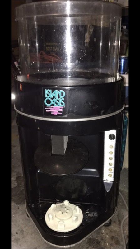 Island Oasis frozen drink ice blender for Sale in Smithtown, NY - OfferUp
