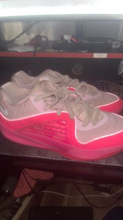 Kevin Durant Aunt pearl 16s