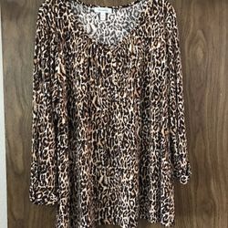 Scoop Neck Leopard Print Blouse