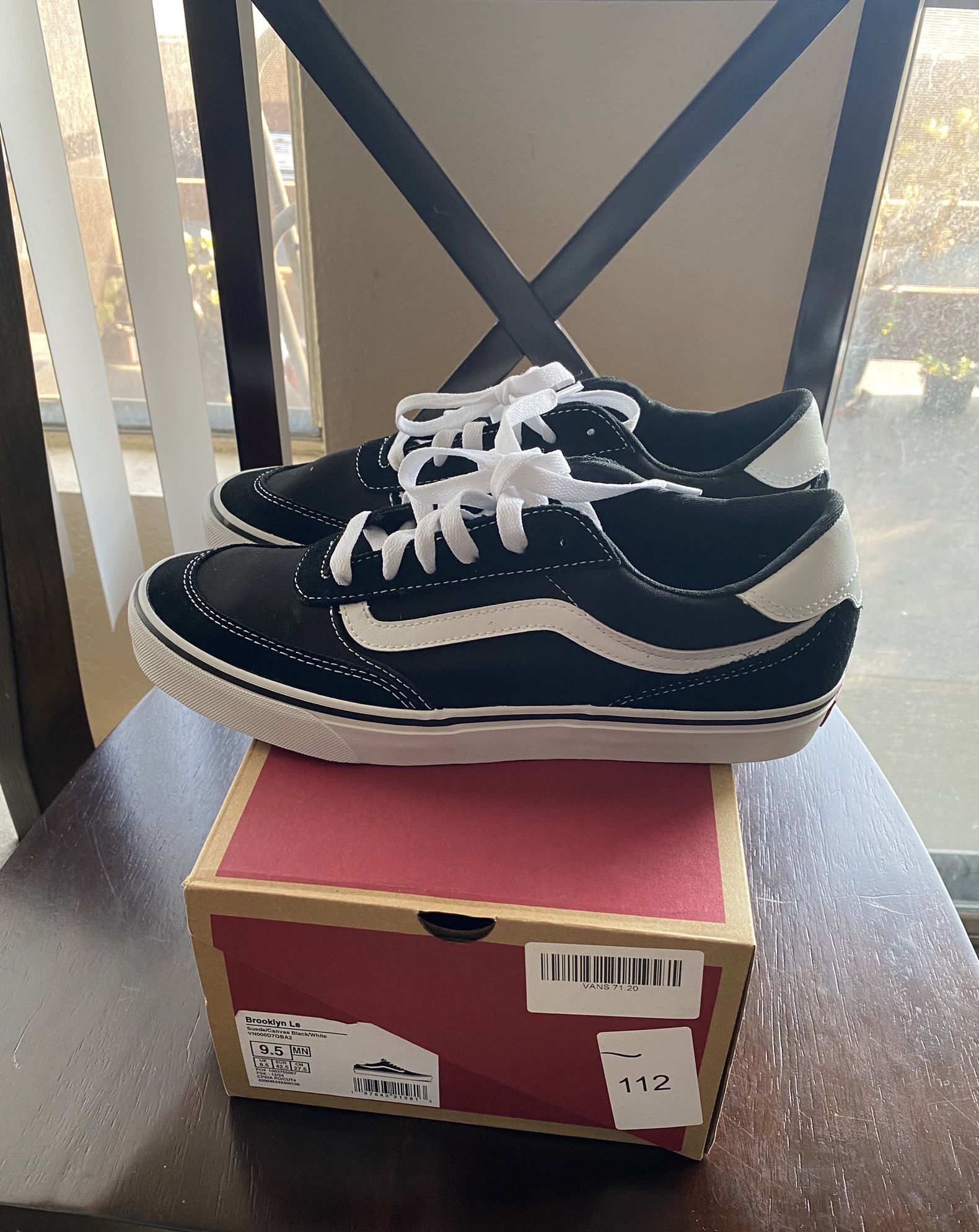 Vans Brooklyn LS Low top Size 9.5m