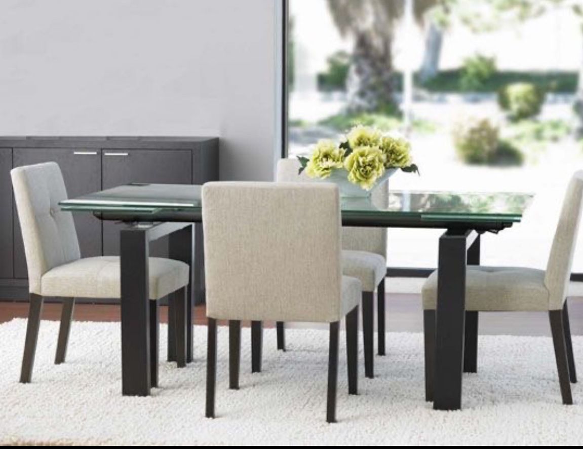 Dania Modern Glass Table Set