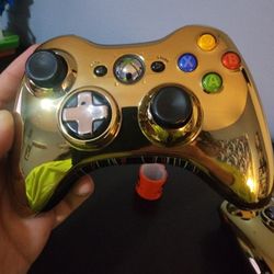 Xbox 360 Gold Controller