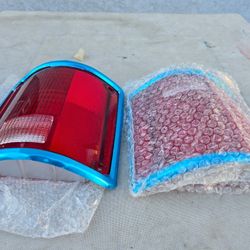 New tail lights crome edge
Fits on
73-86 Chevy silverado, C-10, blazer and suburban