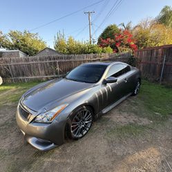 2011 Infiniti G37