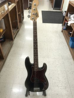 Fender Precision Bass 