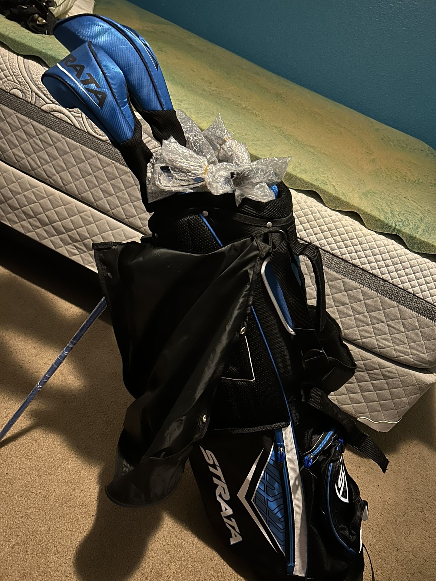 Strata 12 Piece Golf Set Plus Wedges