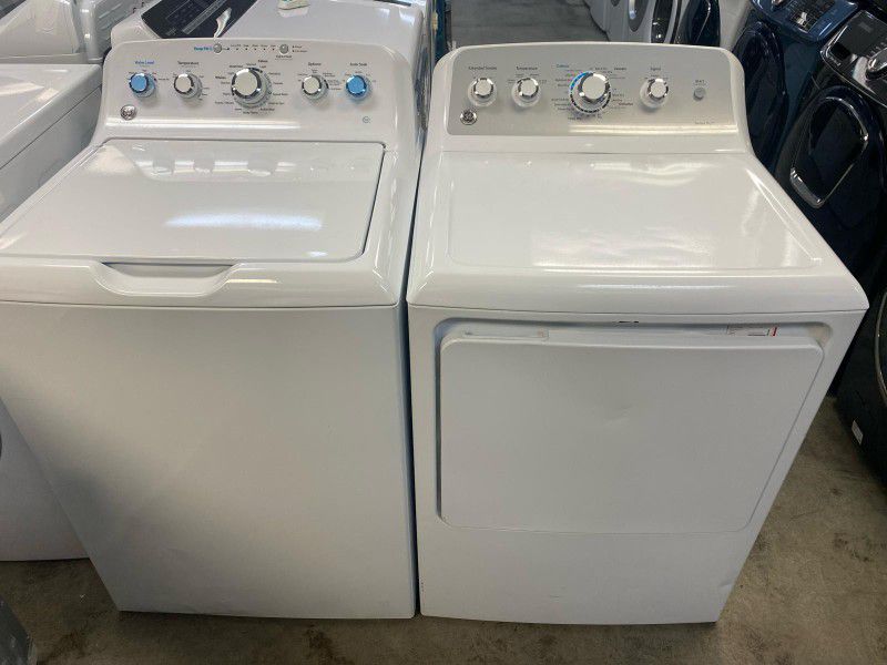 NEW !! GE TOP LOAD WASHER AND GAS DRYER SET SCRATCH AND DENT 
