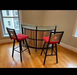 Bar and Stools for sale.. very heavy duty.