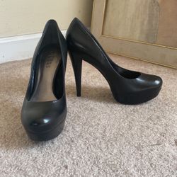 GUESS Black Leather Heels Size 6M