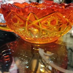 Vintage LE Smith Amberina Nappy With Handle Candy Dish 