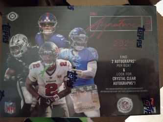2025 Topps Signature Class Football Hobby Box - Brand New