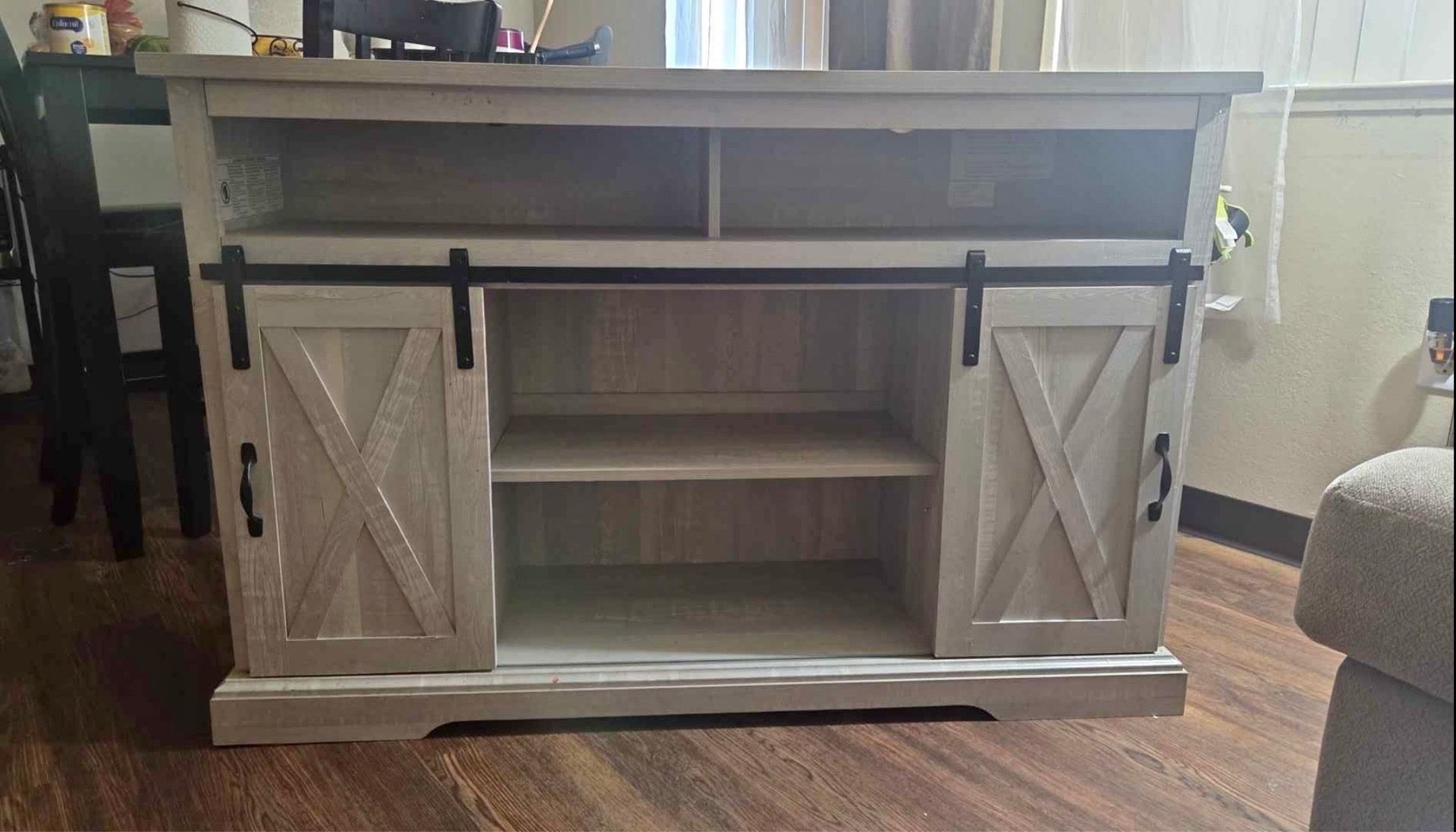 Tv stand