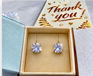 Dazzling 3CT + 3CT Moissanite Diamond Earrings, sterling silver, Brand New