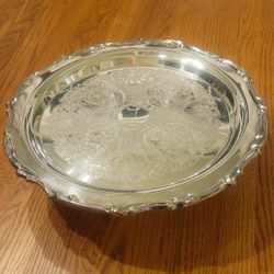CAKE PLATE. SILVERPLATE. 14" Across, 4" High. In Mill Creek