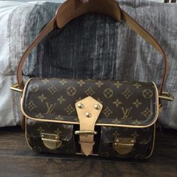 Louis Vuitton Hudson Pm 