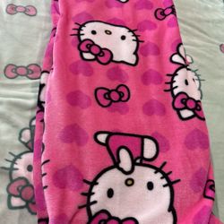 Hello Kitty Throw