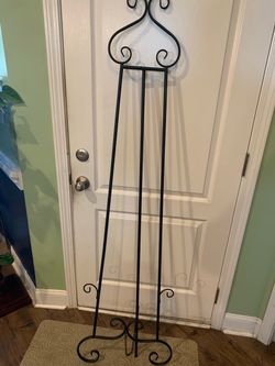 Large tall all metal artwork display tripod, folding, has safety chain, Matt black finish, 66 inches tall
