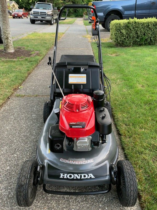 HONDA HRC216K3HXA (21") 160cc Commercial SelfPropelled Lawn Mower