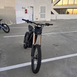 Surron Light Bee X 2025 