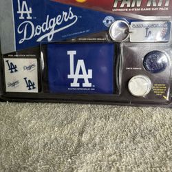 LA Dodger Fan  Kit