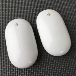 Lot of 2 OEM Apple Computer Wireless Mighty Mouse Model A1197