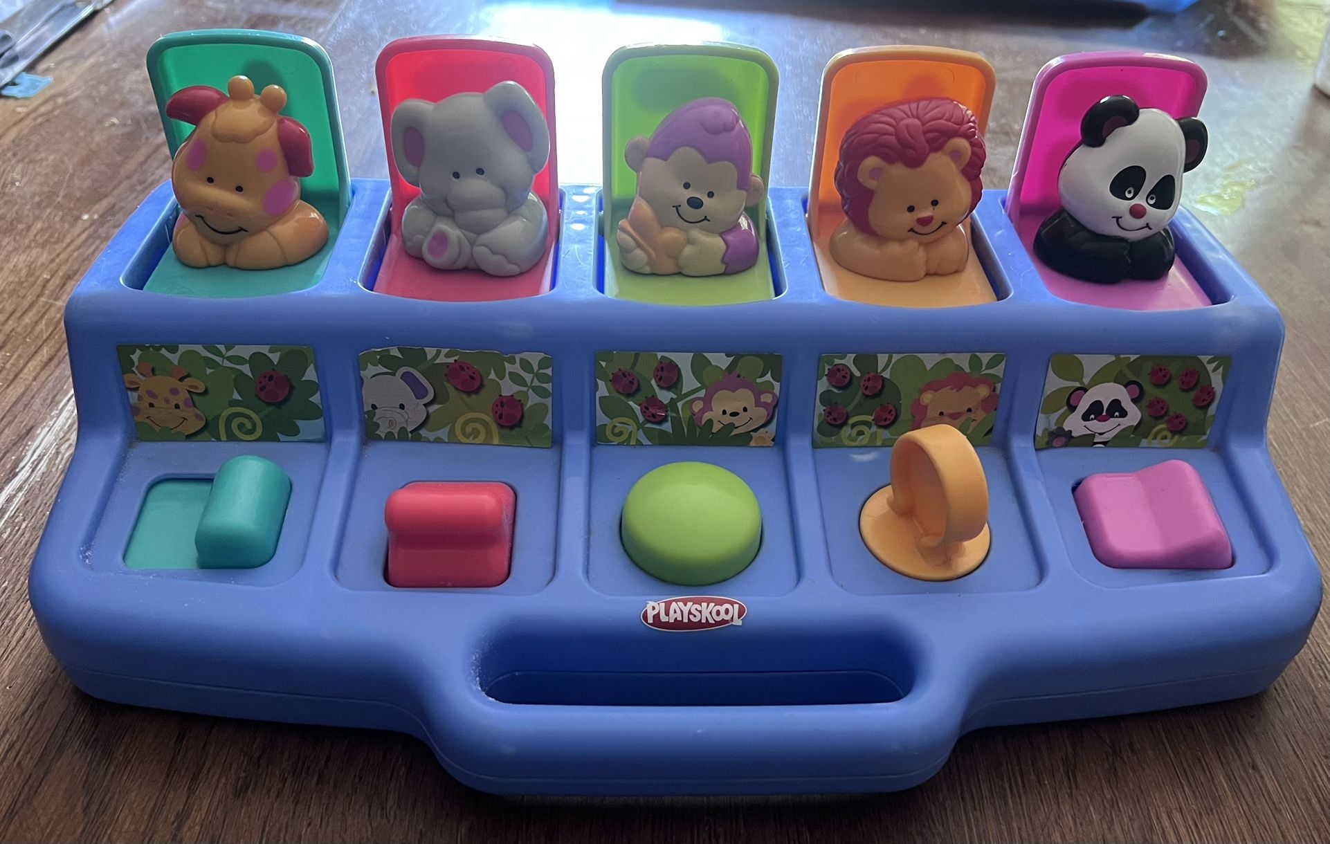 Playskool Poppin’ Pals Pop-up Activity Toy for Babies and Toddlers Ages 9 Months and Up