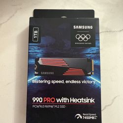 Samsung 990 PRO Heatsink SSD 1TB, NVMe M.2, Speeds Up to 7,450MB/s, Best for PlayStation 5 (PS5 SSD) Console Expansion MZ-V9P1T0CW
