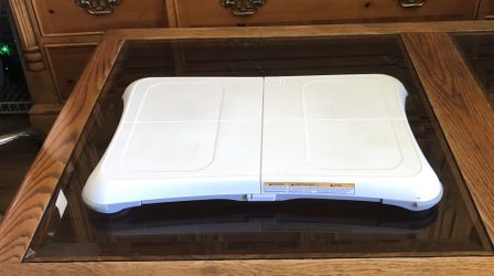 FIRM PRICE WII FIT BALANCE BOARD