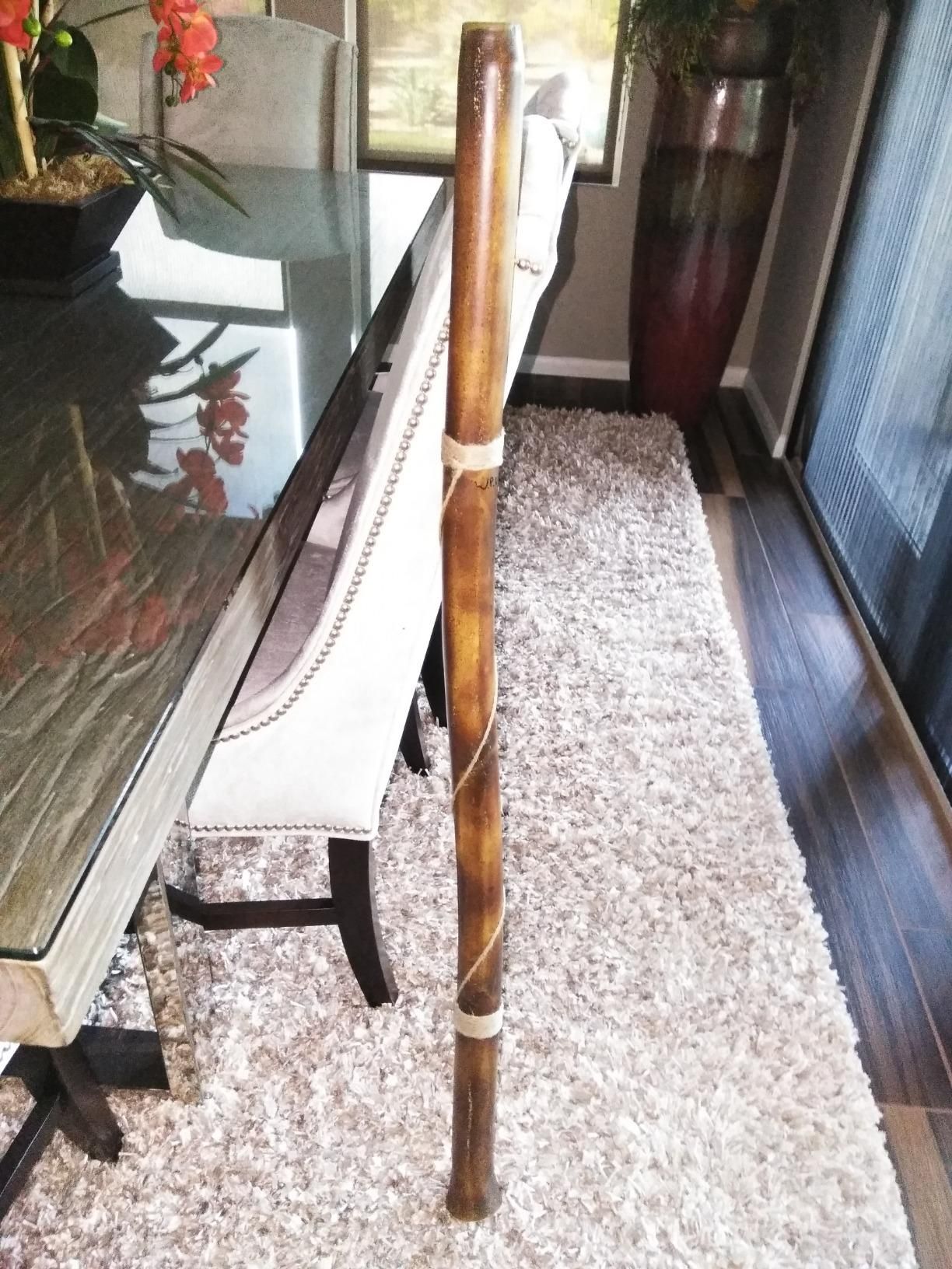 Modern Didgeridoo – Key of D, Beeswax Mouthpiece, Hand-Fired, Lightweight & Durable – Great Condition