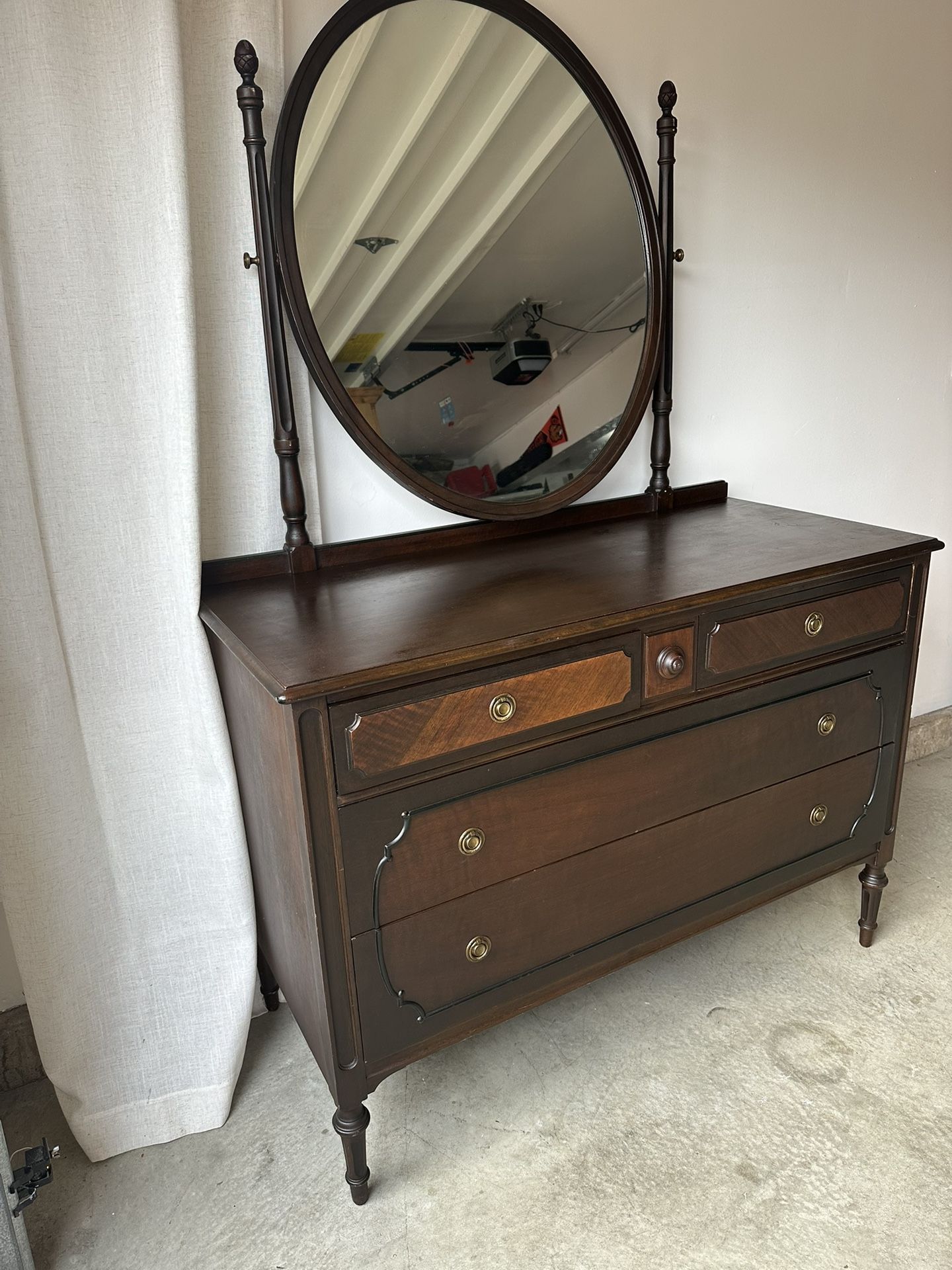 Berkey & Gay Antique Dresser w/ Mirror – Solid Wood 