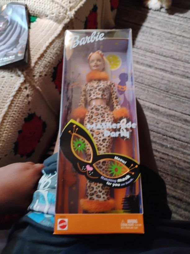 Collectible Barbie Doll In A Box Sheila Outfit