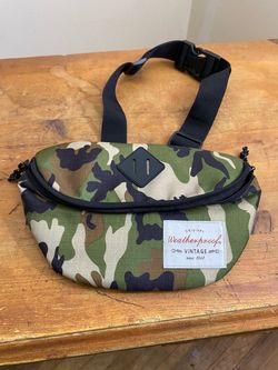 Camouflage Fannie pack