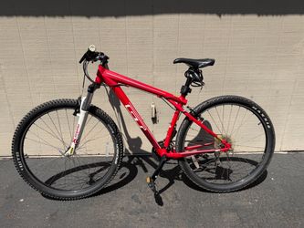 12 speed bicycle - like New!