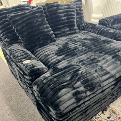 Deep Seat Chaise Lounger! 