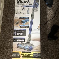 Shark Pet Pro Cordless Stick Vacuum UZ351H – Brand New In Box