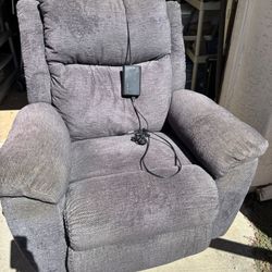 Electric Lazy boy Recliner