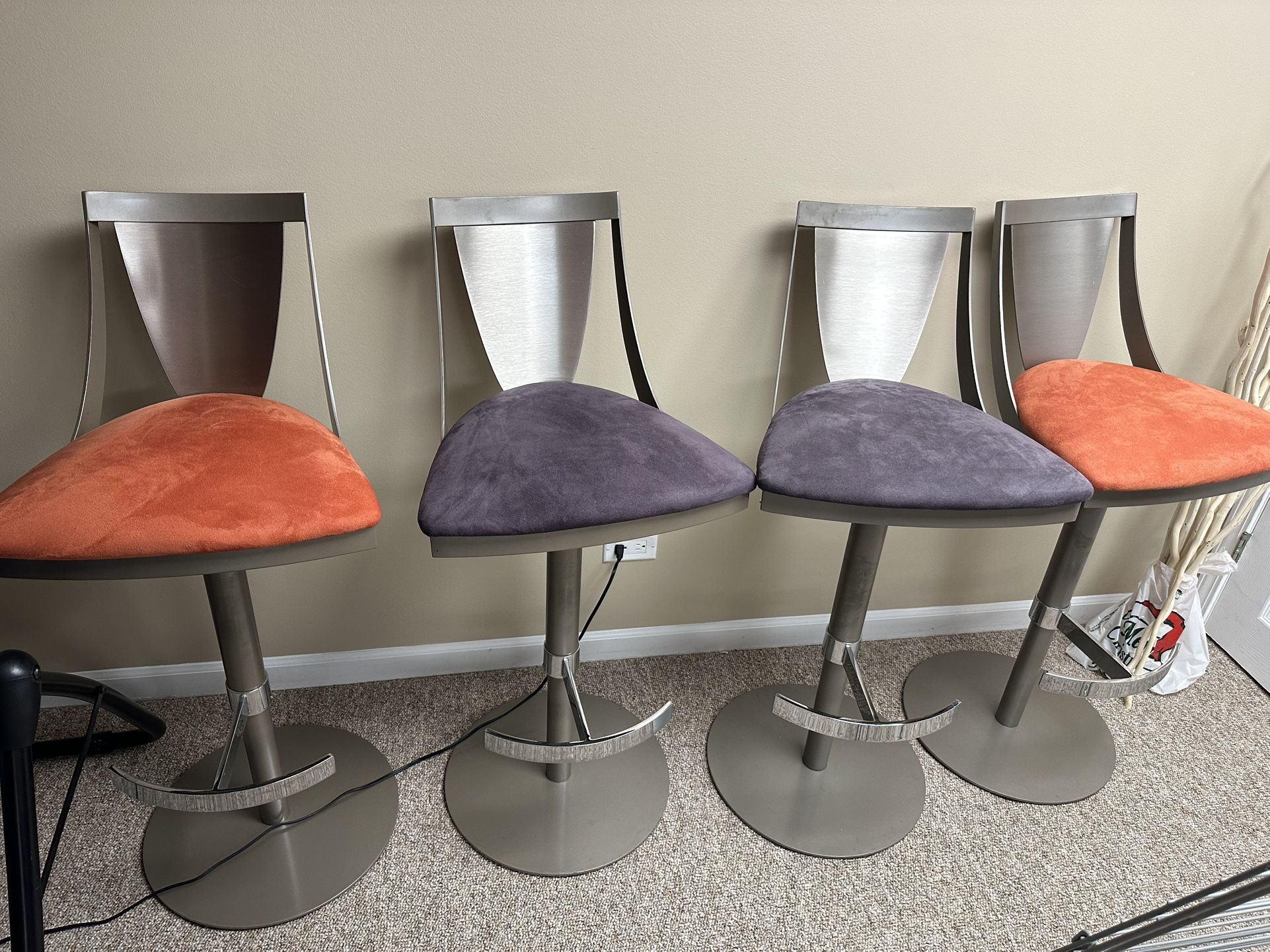 4 Adjustable Bar Stools 