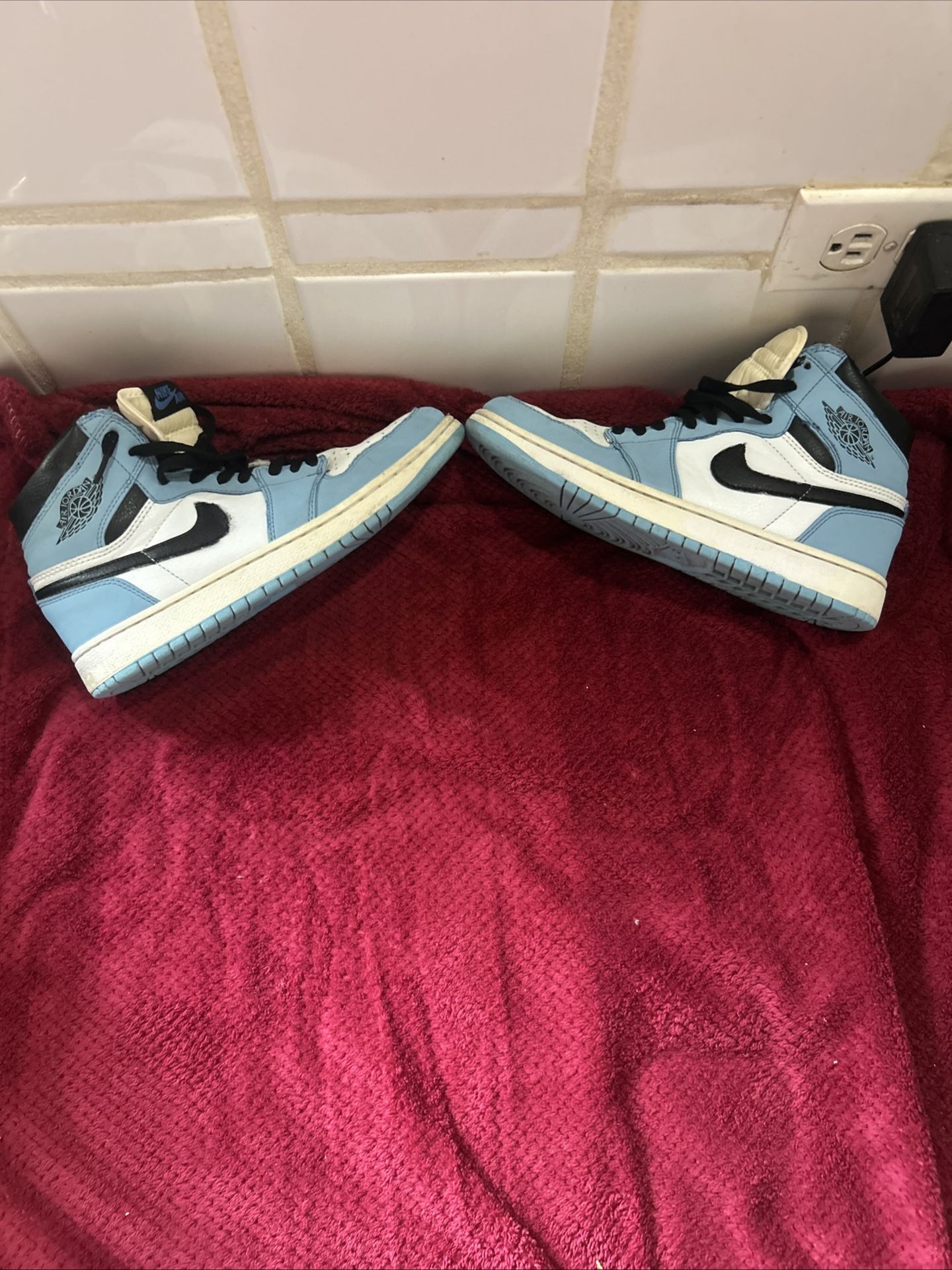 Size 8 - Jordan 1 Retro OG High University Blue