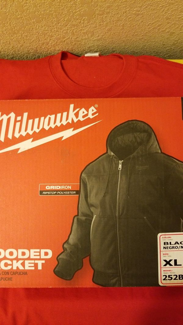 milwaukee hooded jacket